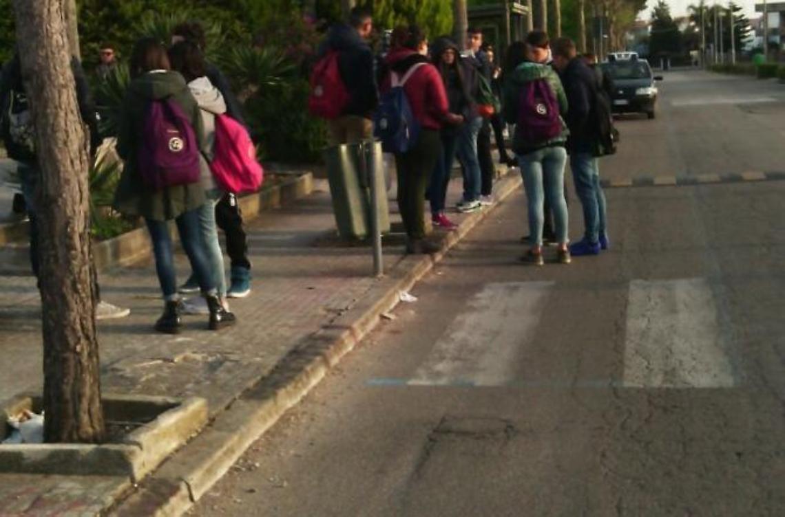 L'autobus per Arpino non passa, studenti ancora a piedi