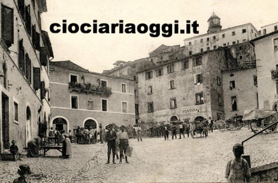 Il direttore del Corsera Fontana alla presentazione del libro di Federico