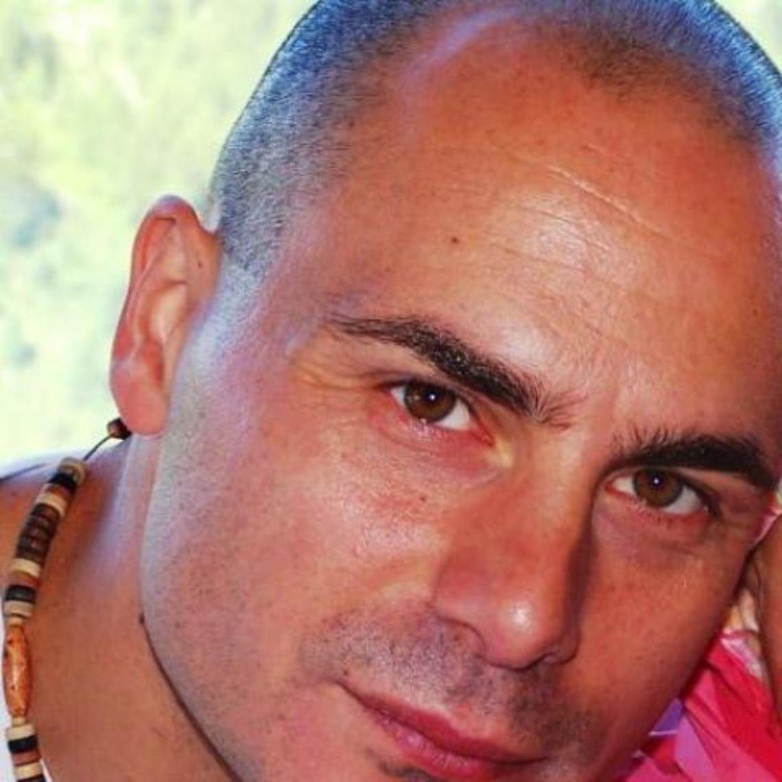 Simone Trulli morto per asfissia: domani i funerali 