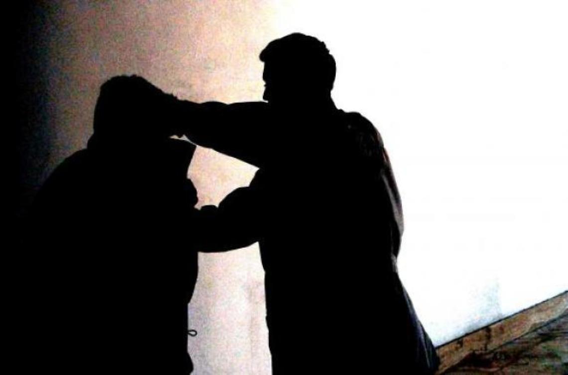 Anziana signora aggredita: derubata e terrorizzata da uno straniero