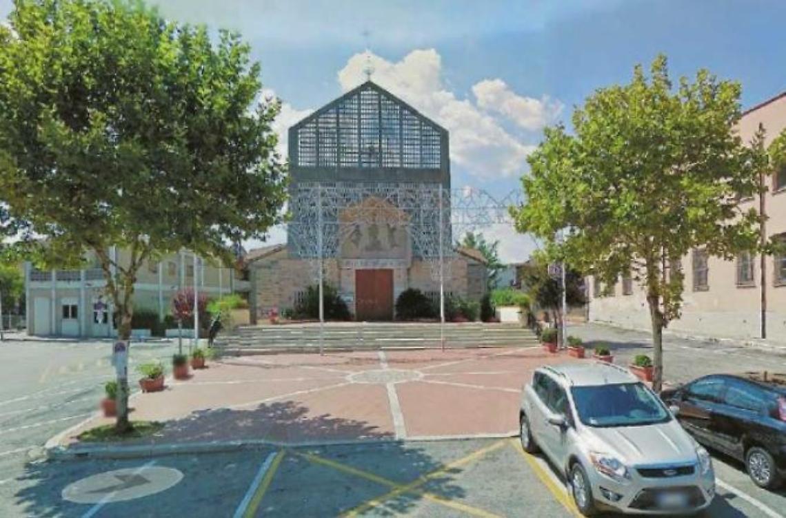 Pedofilia, una città sotto choc. <br>La richiesta: "Fuori la verità"