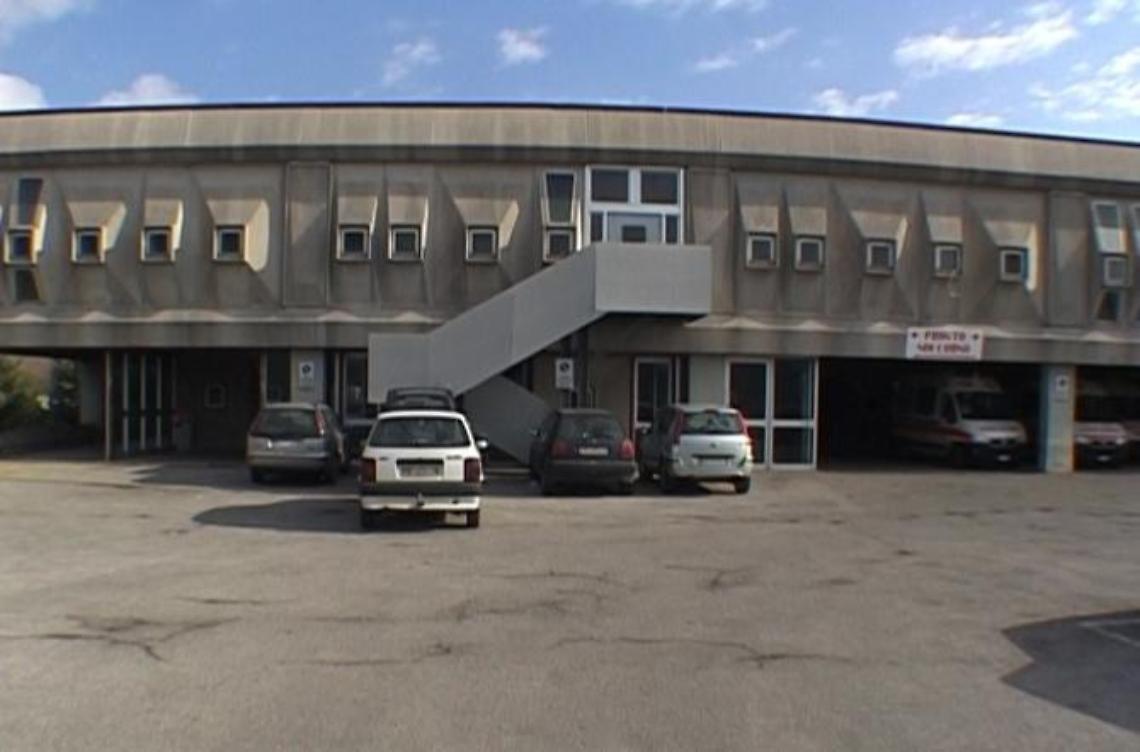 Scomparso dal pronto soccorso l'anziano che vive tra i rifiuti