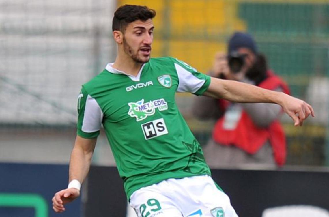 Calciomercato, Trotta al Frosinone: la decisione entro lunedì sera