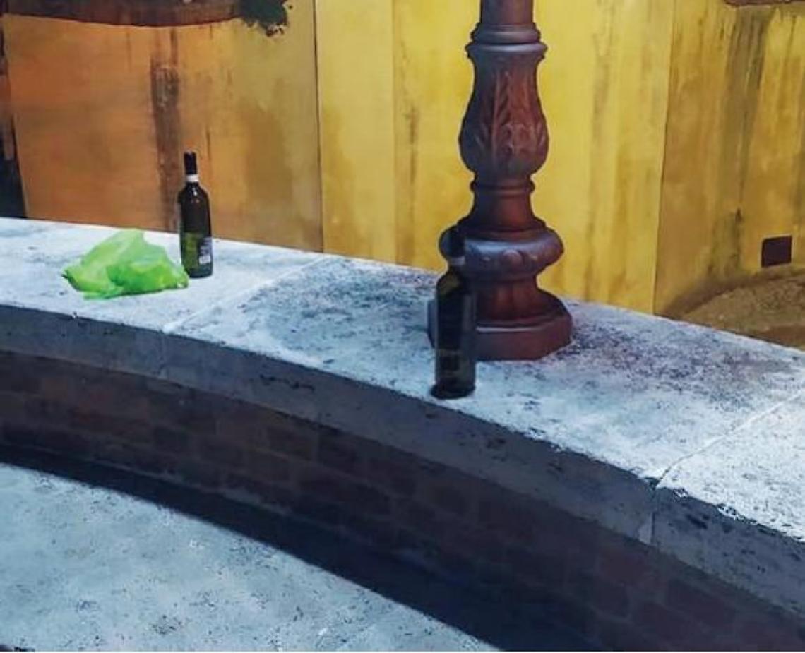 Il Covid non ferma la movida, tra inciviltà e degrado: l'appello dei residenti