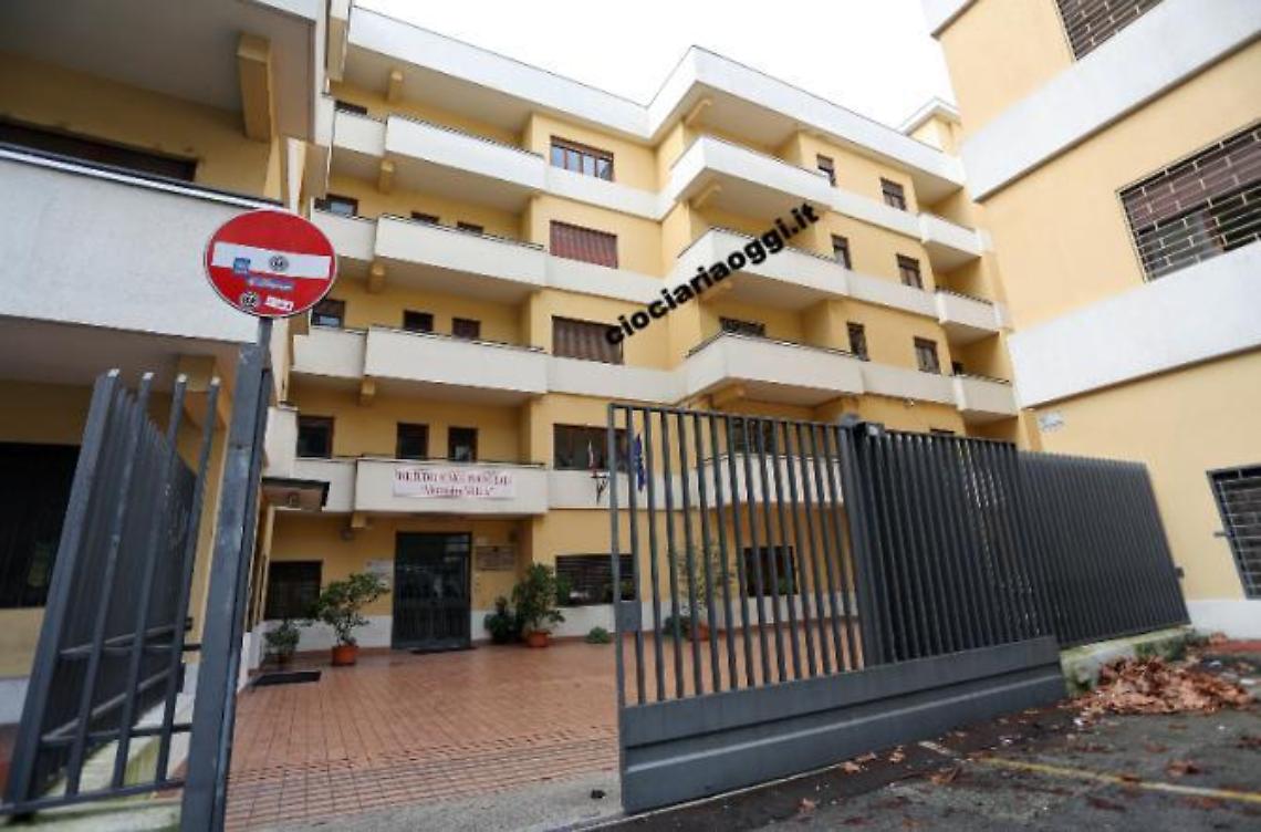 Tre giorni di gelo in classe: all'IIS Alessandro Volta scatta lo sciopero