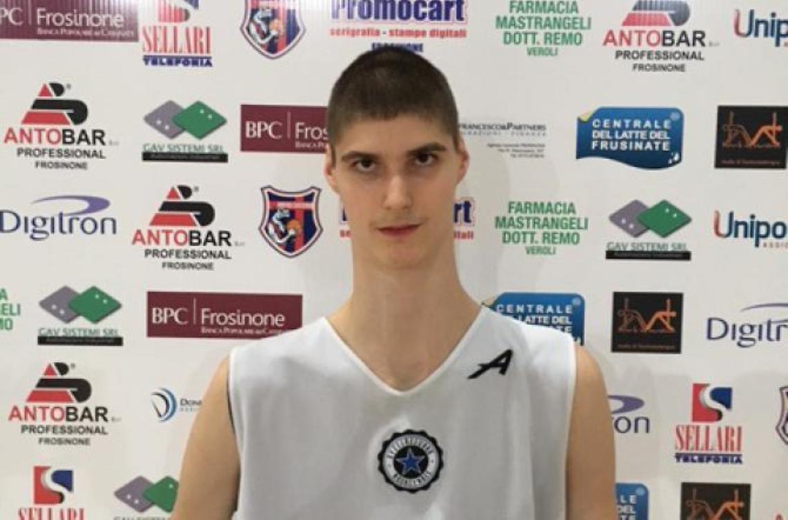 Un gigante per la Scuba Under 18: Robert Bobroczkyi