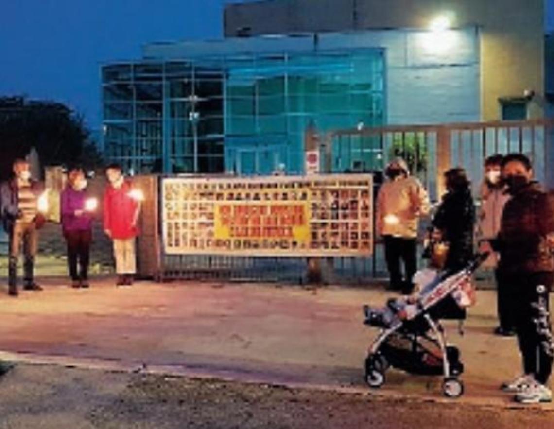 Vittime della strada: croci e fiaccole alla manifestazione, per non dimenticare