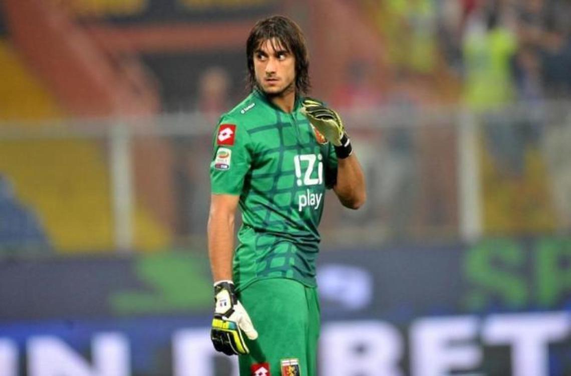 [FOTO] Caso Perin, reazione a catena: <br>lo striscione dei  Pirates del Popolla