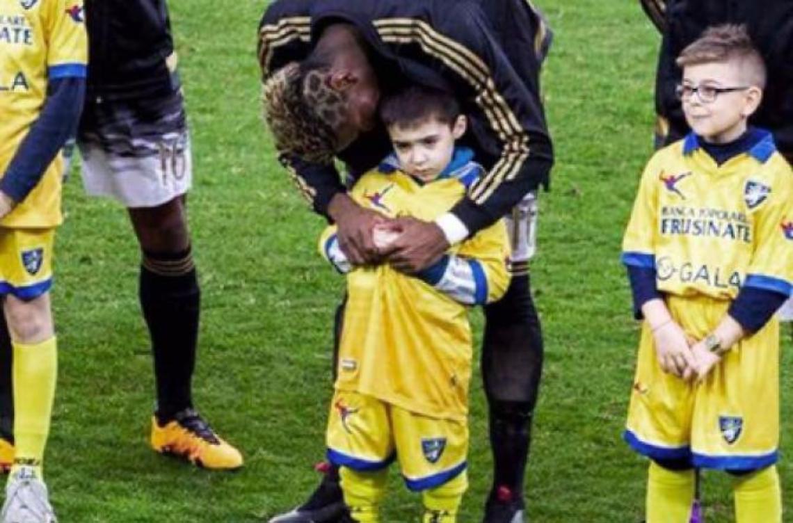E Pogba rassicurò il piccolo Matteo:  non avere paura, ci sono io insieme a te