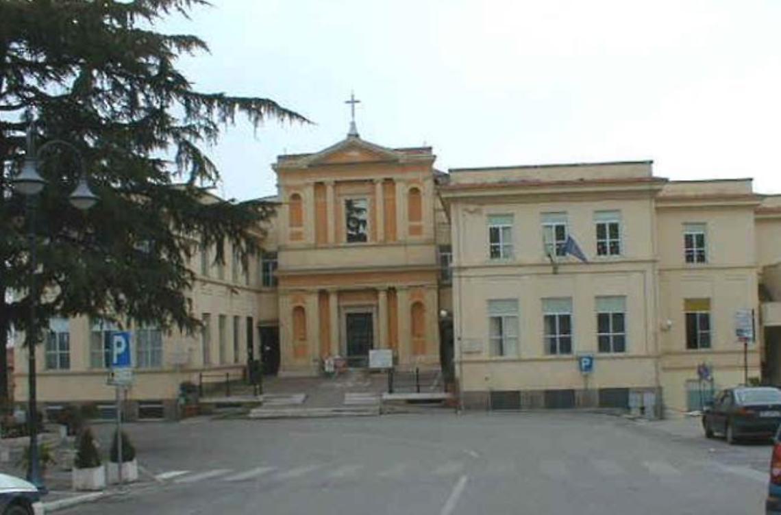 Lite furibonda tra Giorgi e Cortina: l'opposizione si spacca in due