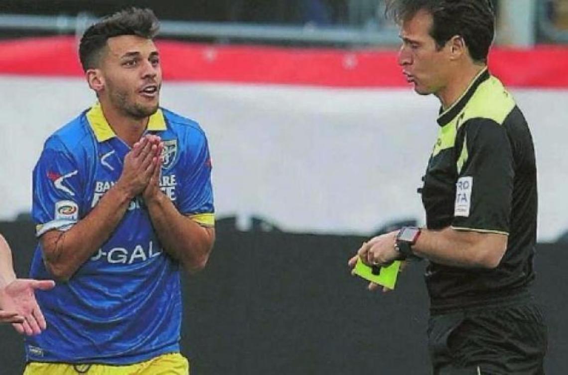 Il Frosinone battuto dal Carpi e dalle decisioni del solito Banti
