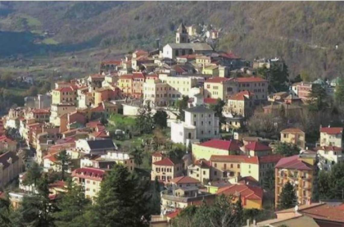 Albergatori in crisi nera puntano sugli immigrati