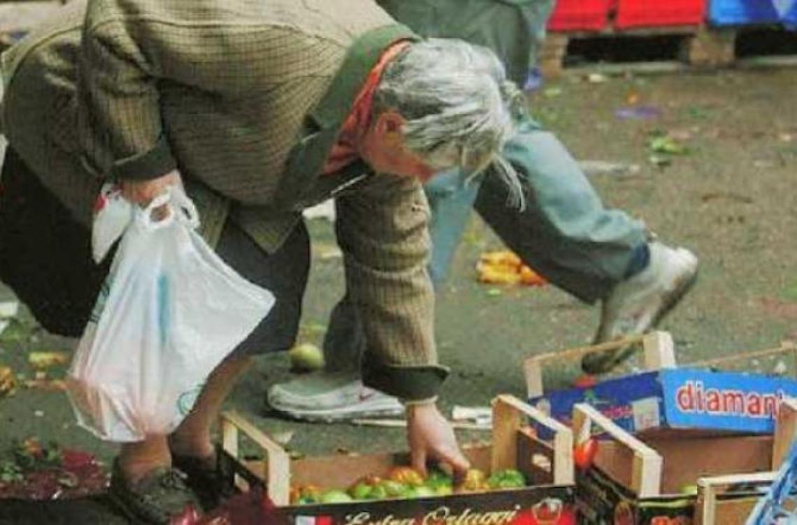 Cittadini altruisti soccorrono le famiglie in crisi