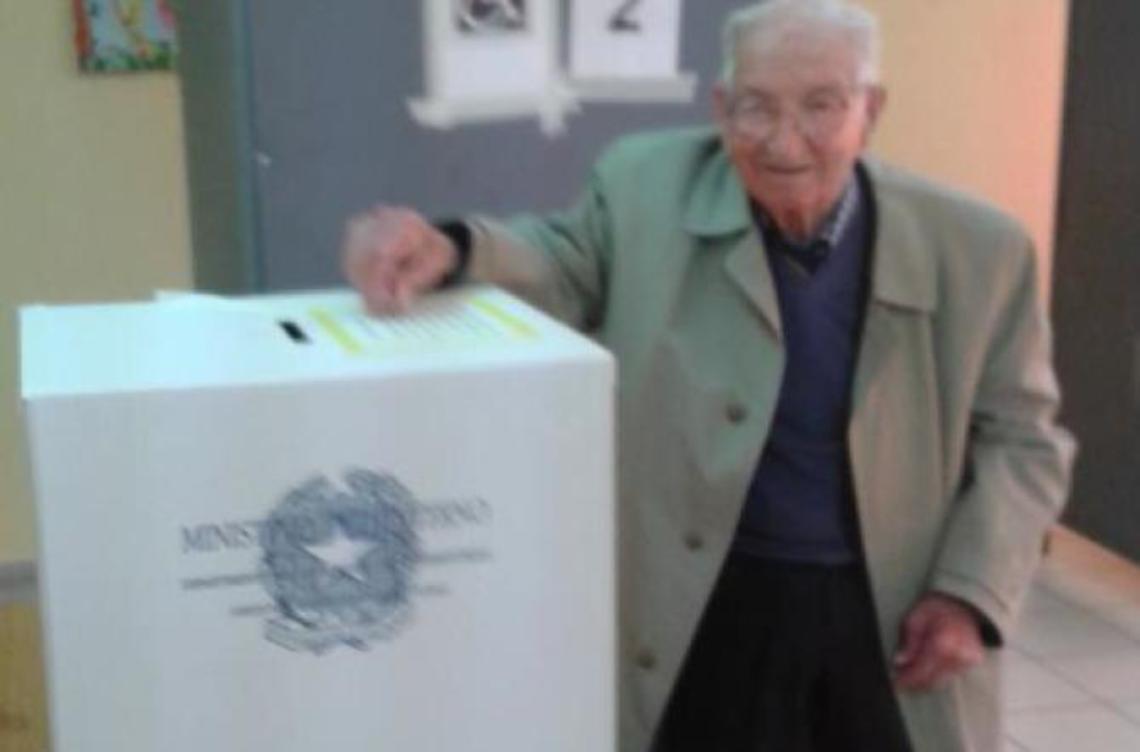 Al seggio a 104 anni, Giuseppe Benassi centra un primato