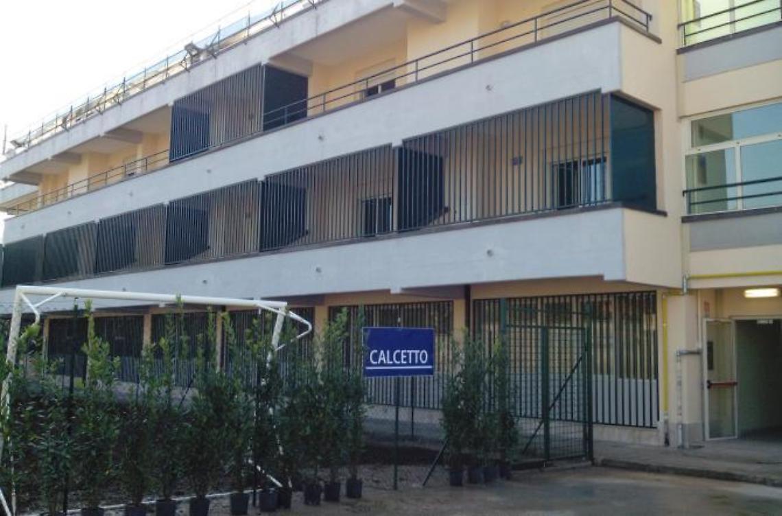 Scavalca il muro di recinzione e fugge dalla Rems: ricercato pericoloso latitante