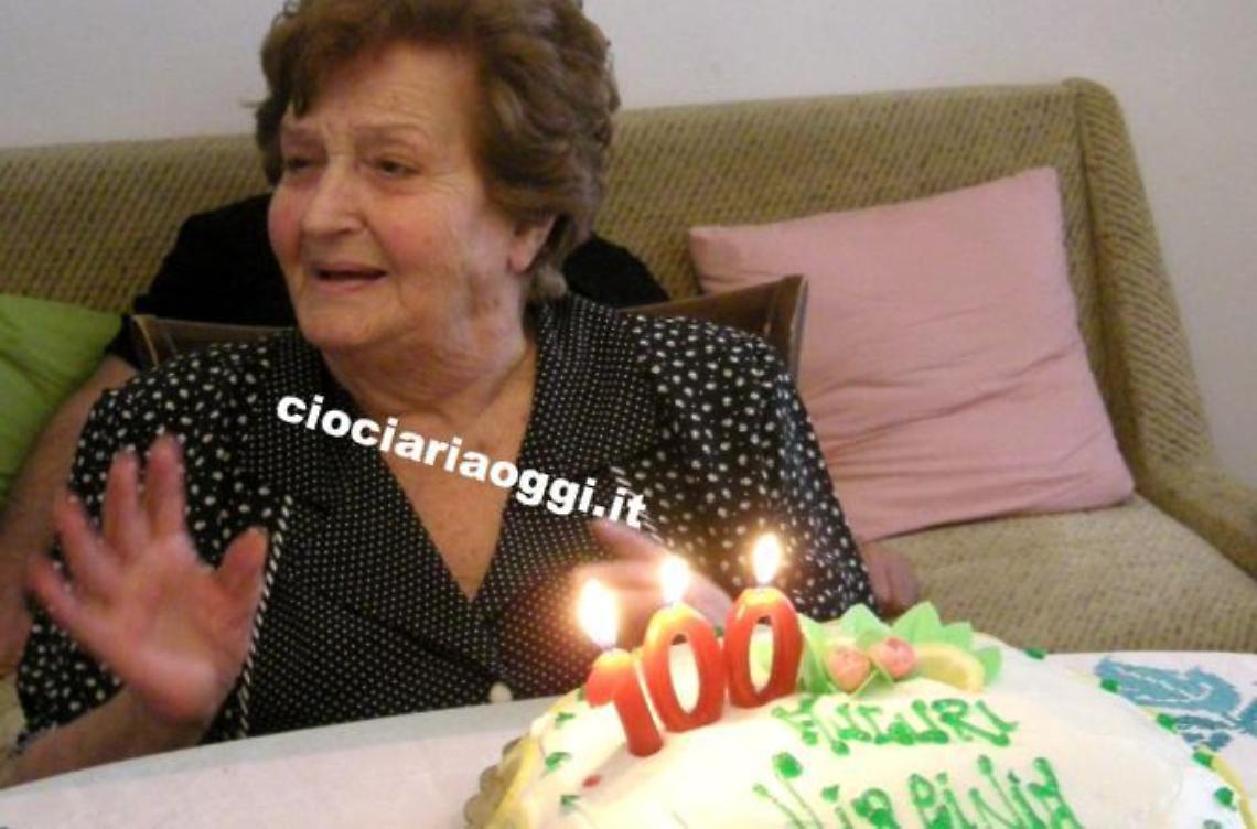 Muore la nonna di Alatri, Virginia Peritore si è spenta all'età di 106 anni