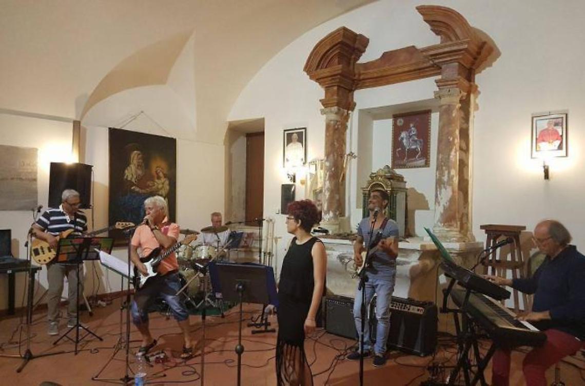 Gli Hop '66: emozioni del passato. Gran concerto cinquant'anni dopo 
