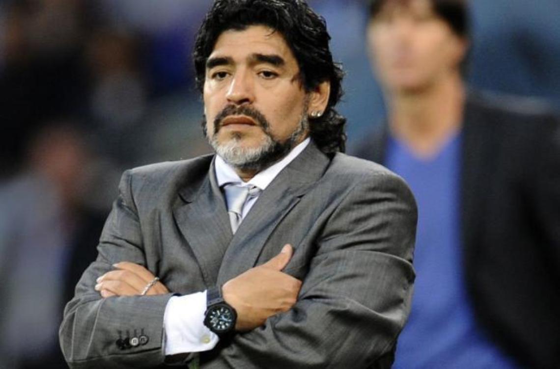 Maradona a Cassino per difendersi da Equitalia 