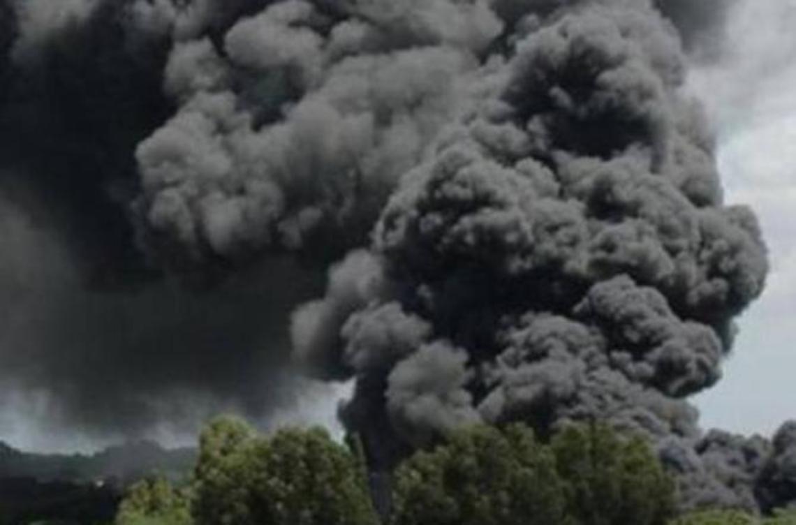 Pontina e vie del mare paralizzate dagli incendi: gravi disagi per i vacanzieri