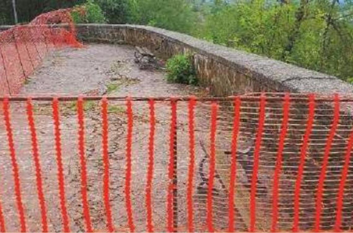 La villa comunale in stato di abbandono: L'appello del consigliere Abbate