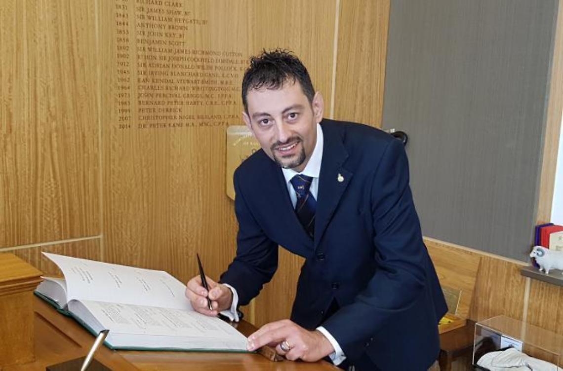 La solidarietà e i progetti umanitari di Angelo Musa 