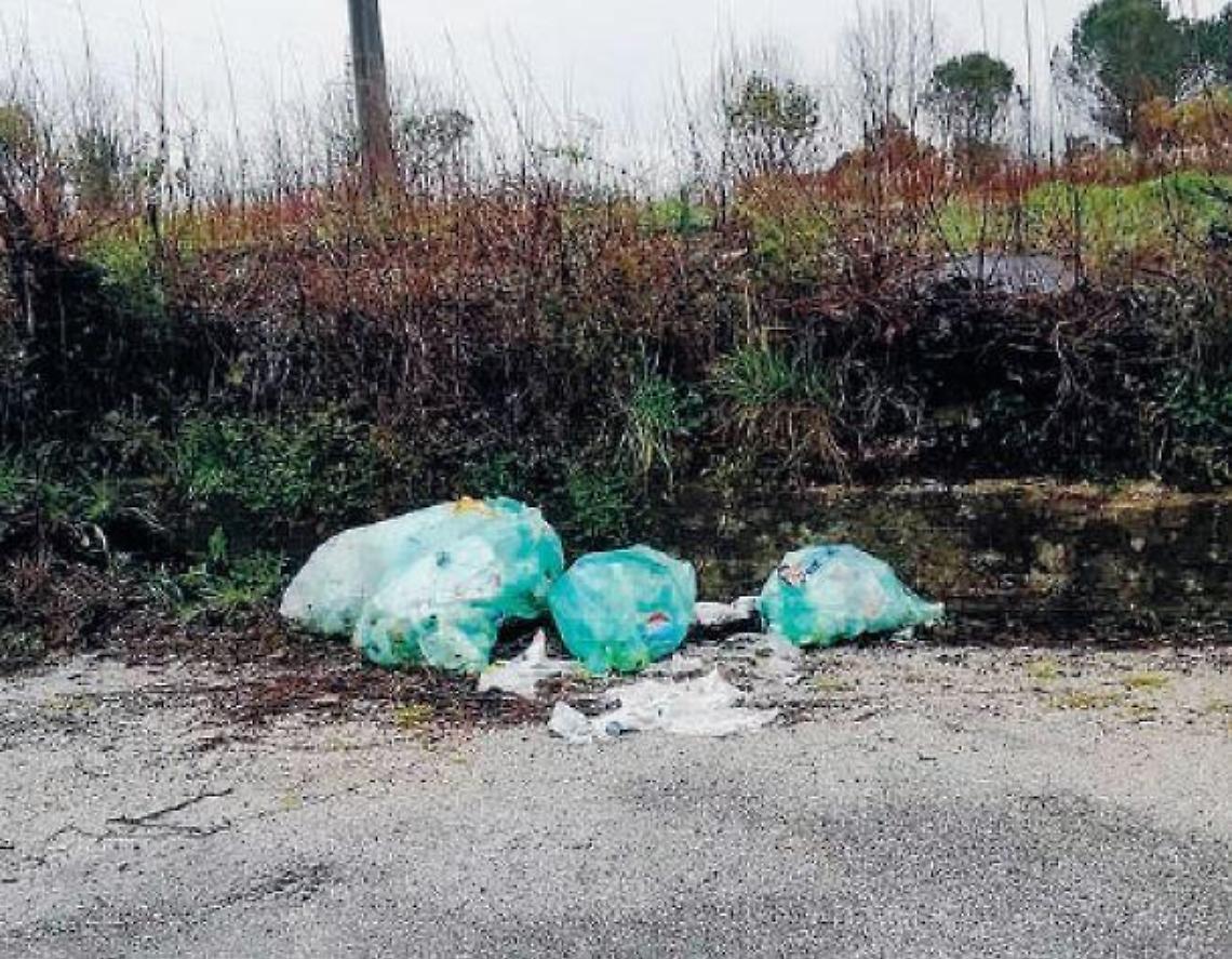 Ceprano, rifiuti in strada: prosegue il fenomeno dell'abbandono