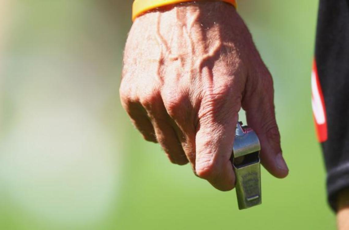 Aggredisce l'arbitro: allenatore squalificato per cinque anni