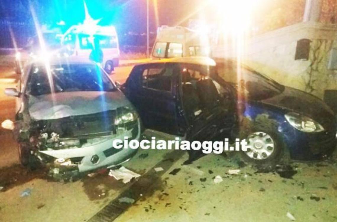 Scontro tra due auto. Grave sessantottenne