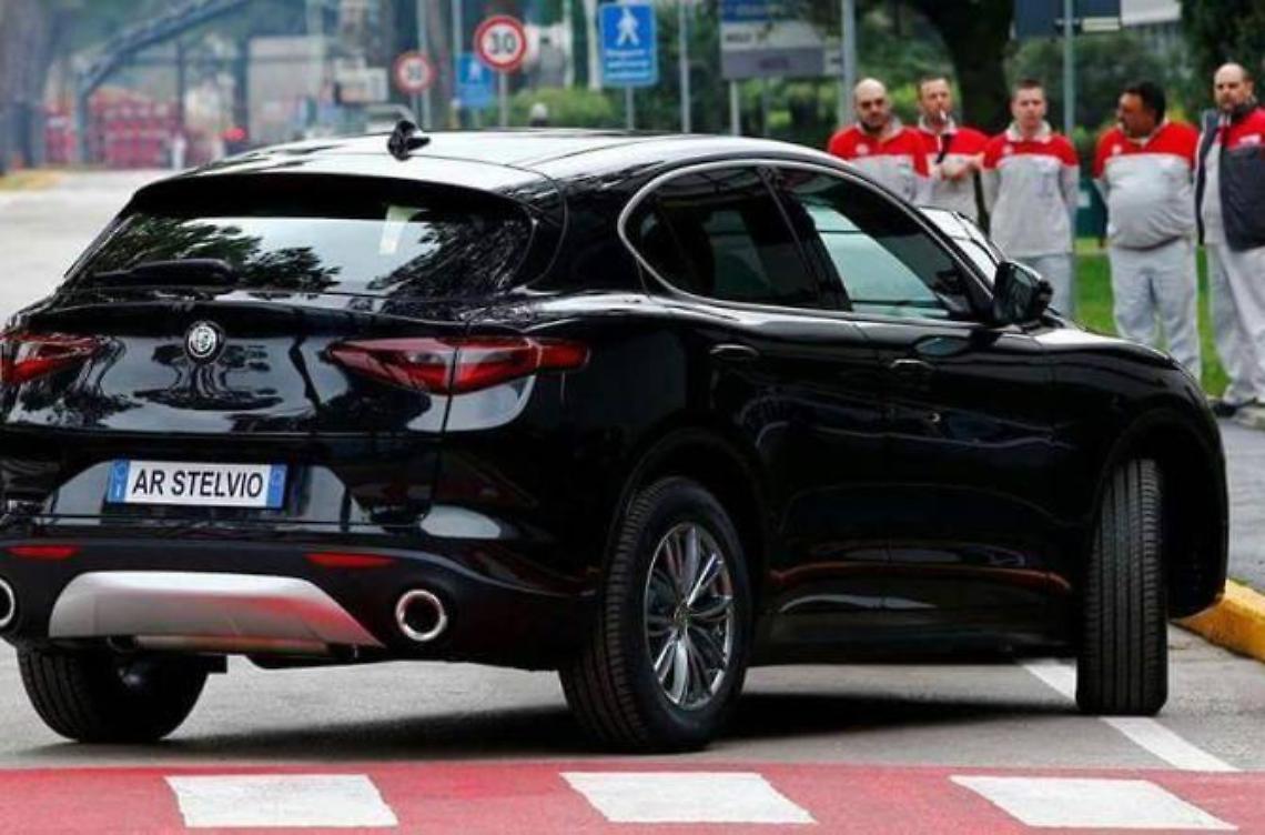 Cresce l'attesa: Stelvio fa girare la testa a tutti