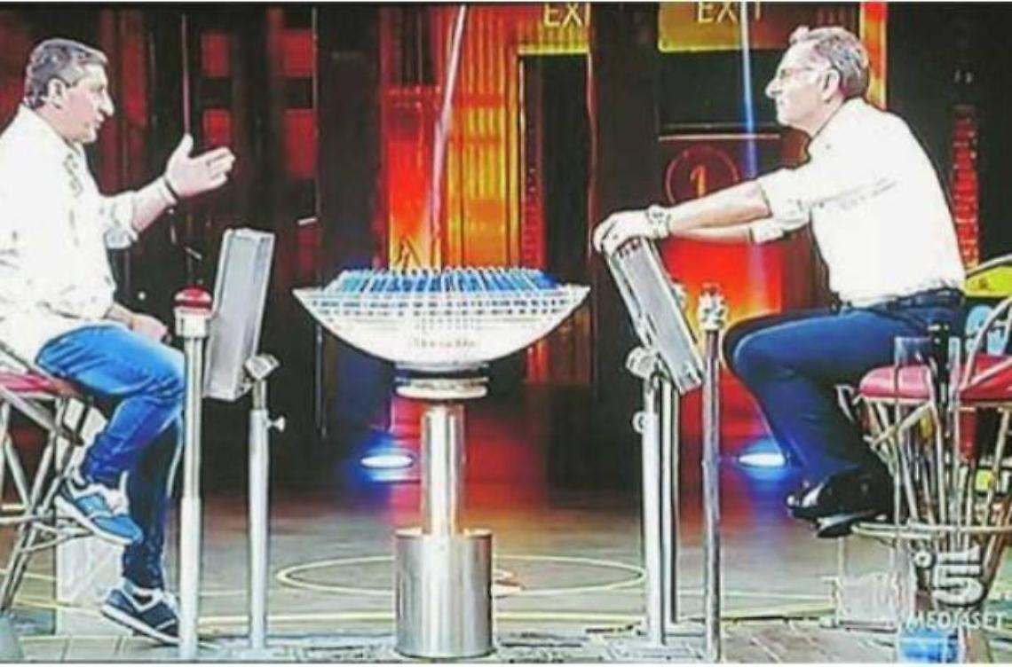 Eugenio ad Avanti un altro. Polemica sull'uso del dialetto e scontro tra fazioni opposte 