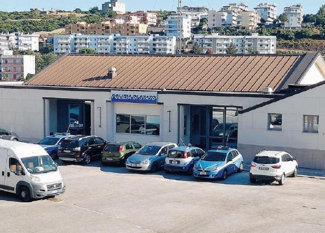 Prima lo accusa di atti osceni, poi lo picchia a sangue e lo uccide: 47enne arrestato