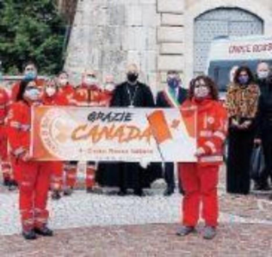 Italo-canadesi donano ambulanza alla Croce Rossa: ieri la benedizione
