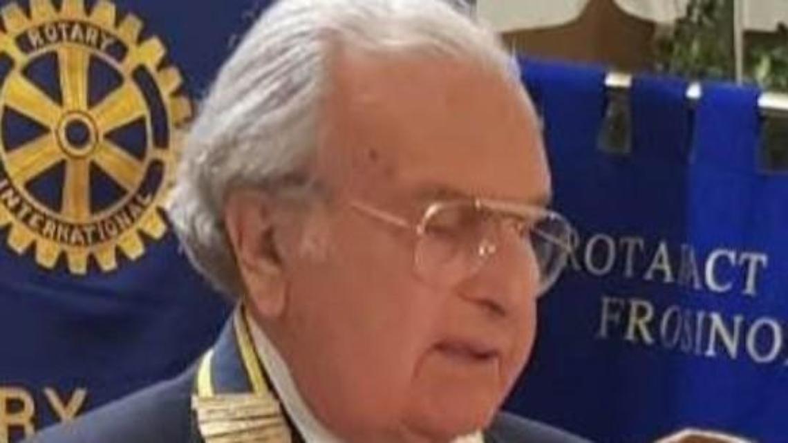 Funerali Luigi Annunziata: oggi l'ultimo saluto al Cavalier Gino