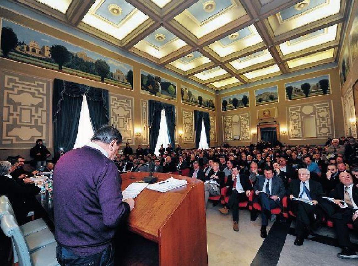 Servizio idrico, nuova tariffa dell'acqua: Acea ricorre al Tar