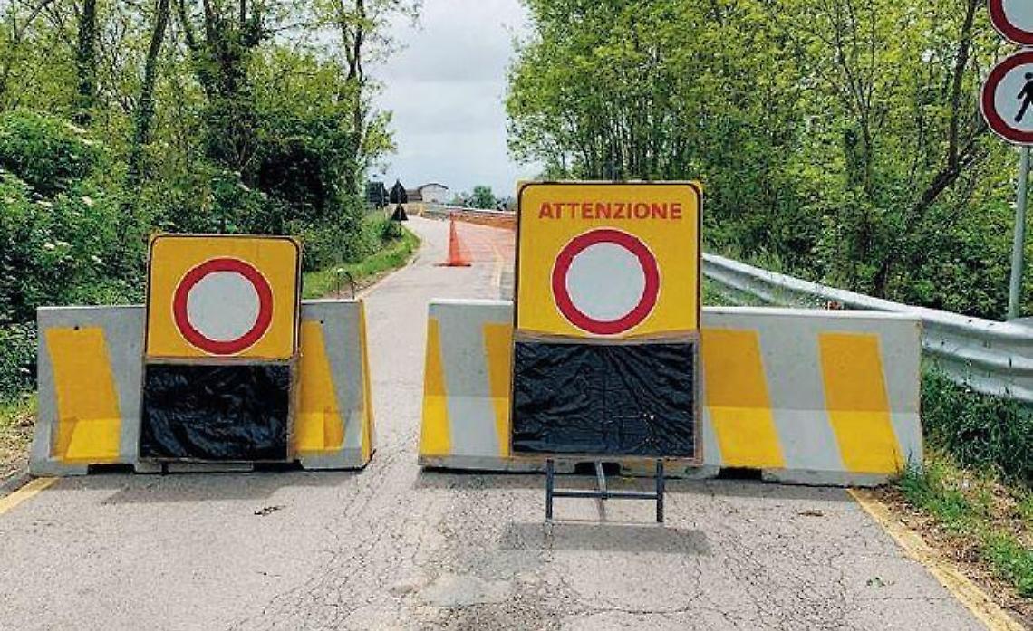 Castelforte, ponte ancora chiuso: tra strategie e polemiche