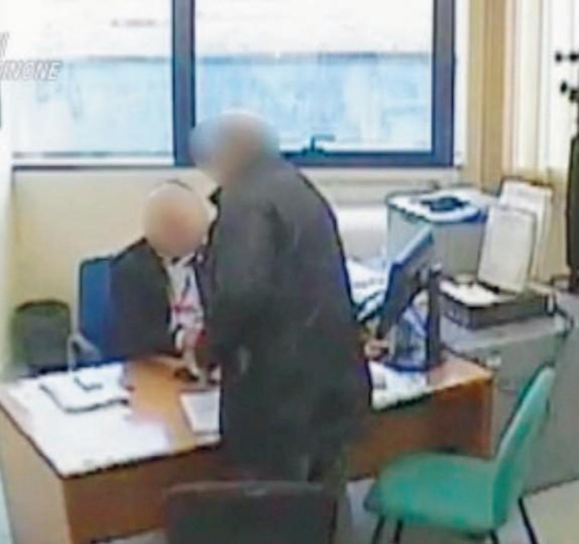 Mazzette al Catasto per facilitare le pratiche: chiesti tre abbreviati