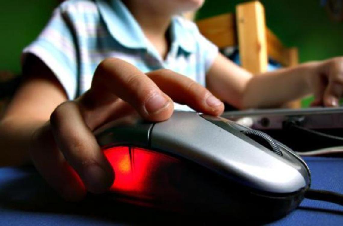 Ceccano, il liceo affronta i problemi di web e cyberbullismo