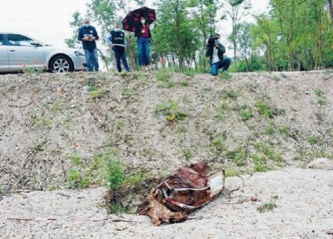 Scoperti fusti interrati trent'anni fa: l'ombra dei rifiuti tossici e pericolosi
