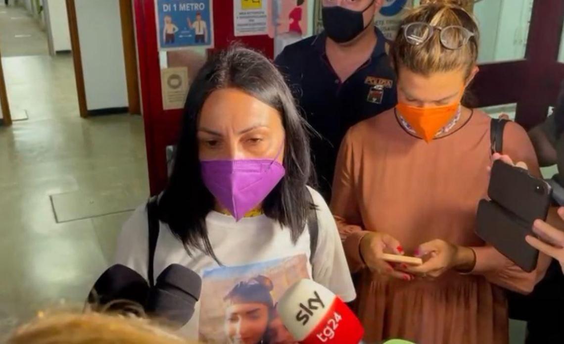 Omicidio Desirée. Sentenza "benevola". La madre: "Possiate bruciare all'inferno"