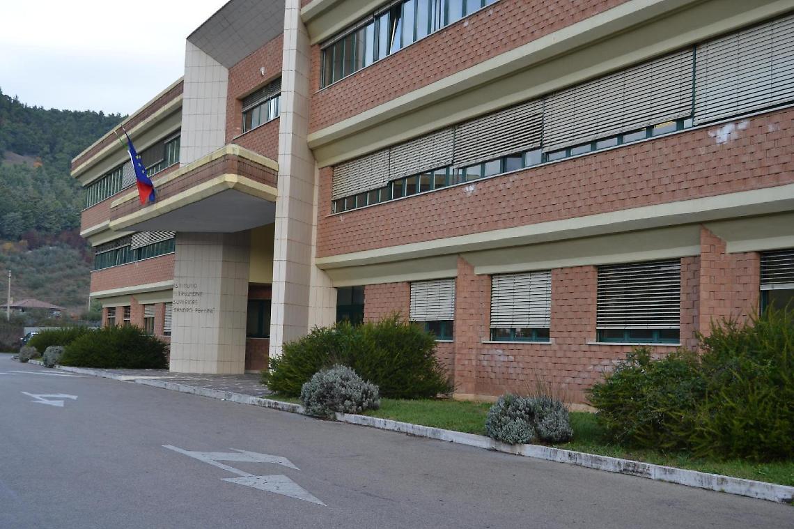 Alatri, corsi e progetti: l'Istituto "Pertini" sempre aperto