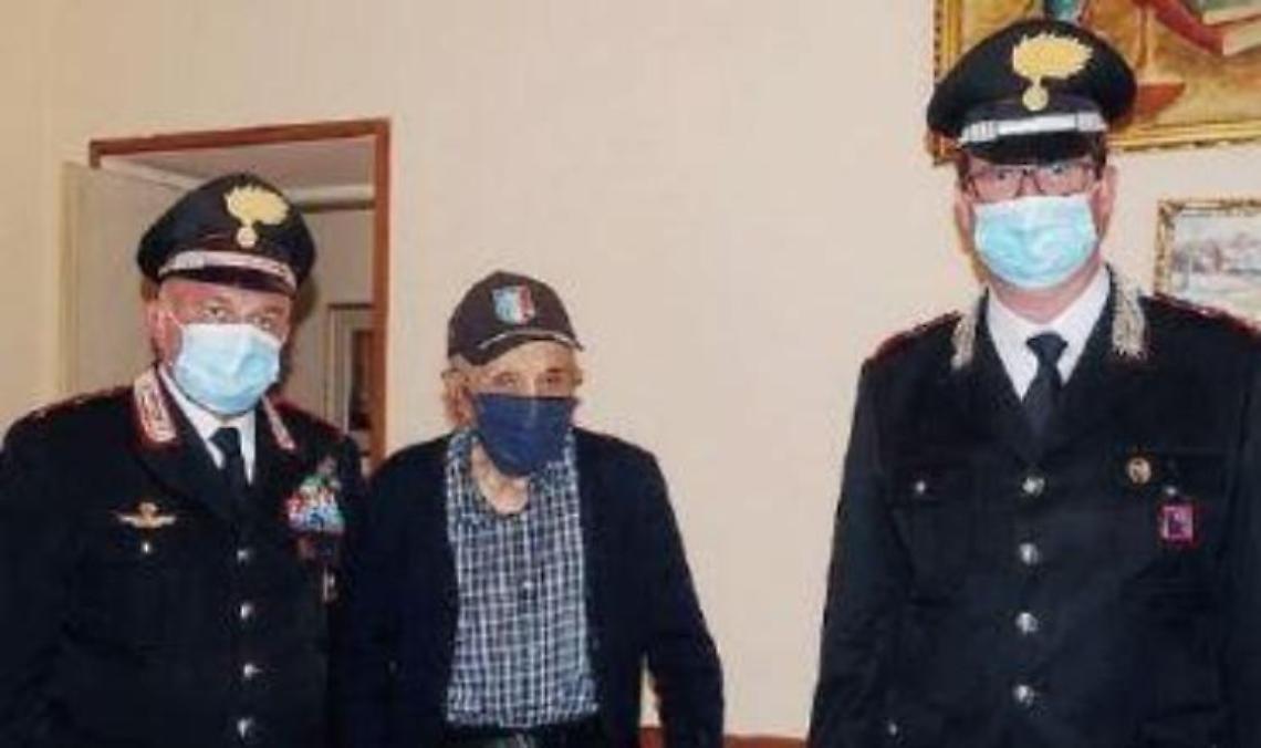 Nonno Angelo Grossi compie 103 anni, gli auguri della 'sua' Arma