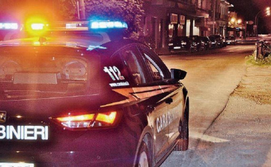 Ladri svaligiano una pizzeria: incastrati dalla videosorveglianza e acciuffati