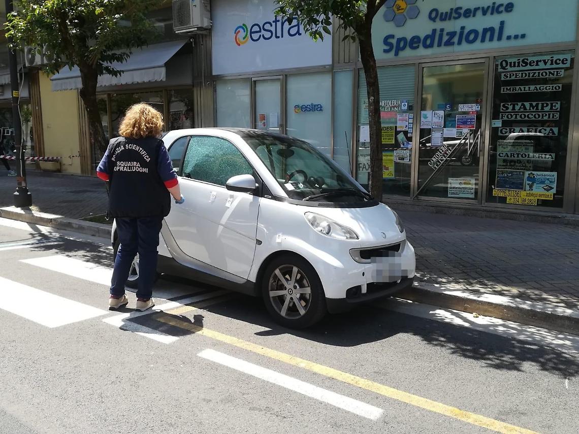 Auto crivellata di colpi: l'arrestato non parla e resta in carcere