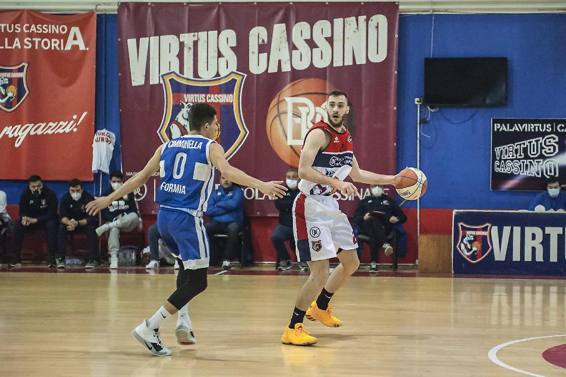 Fiducia a Teghini, tocca a lui guidare la regìa della Virtus