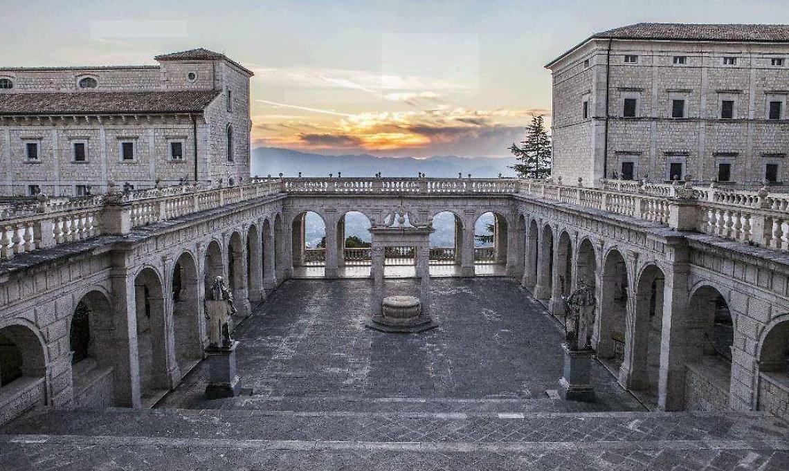 Cassino, il "Codice della Divina Commedia" in anteprima mondiale all'Abbazia