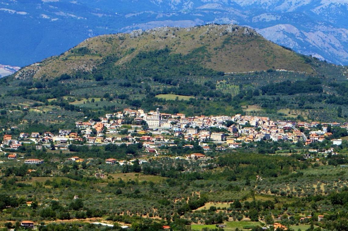San Vittore, la vita del piccolo centro nelle pagine di un libro