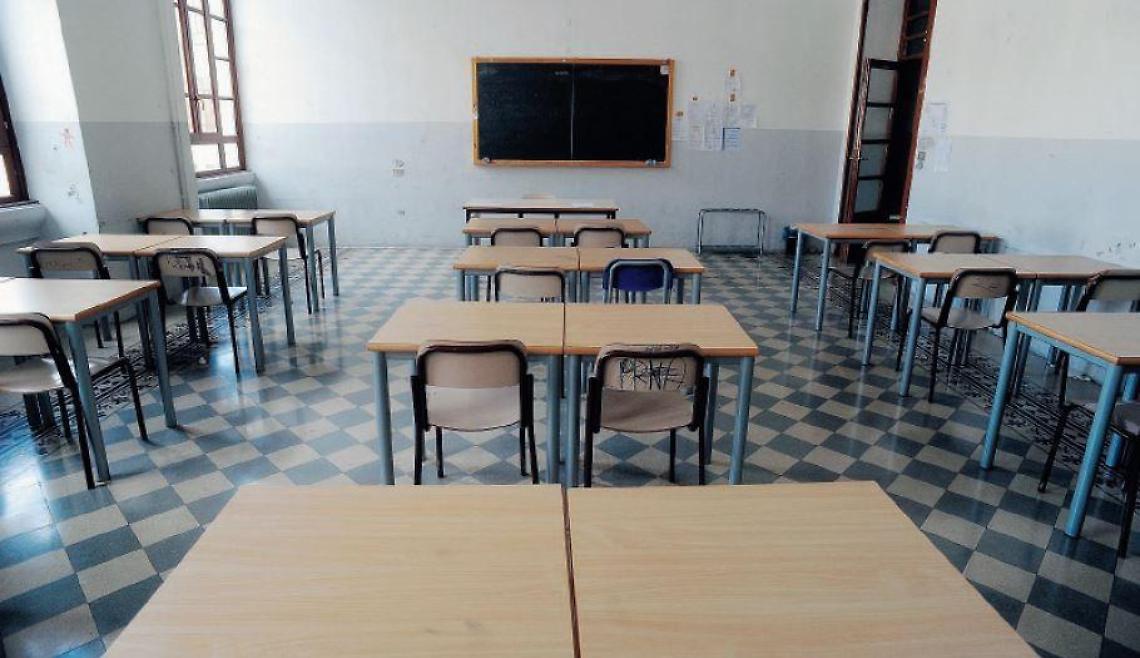 Scuola, riapertura e Covid: tanti i problemi. Riflettori sui prof non vaccinati