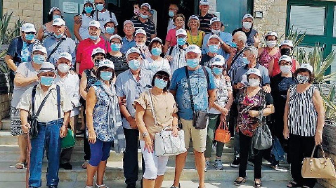 Boville Ernica, il centro anziani in vacanza a Montesilvano