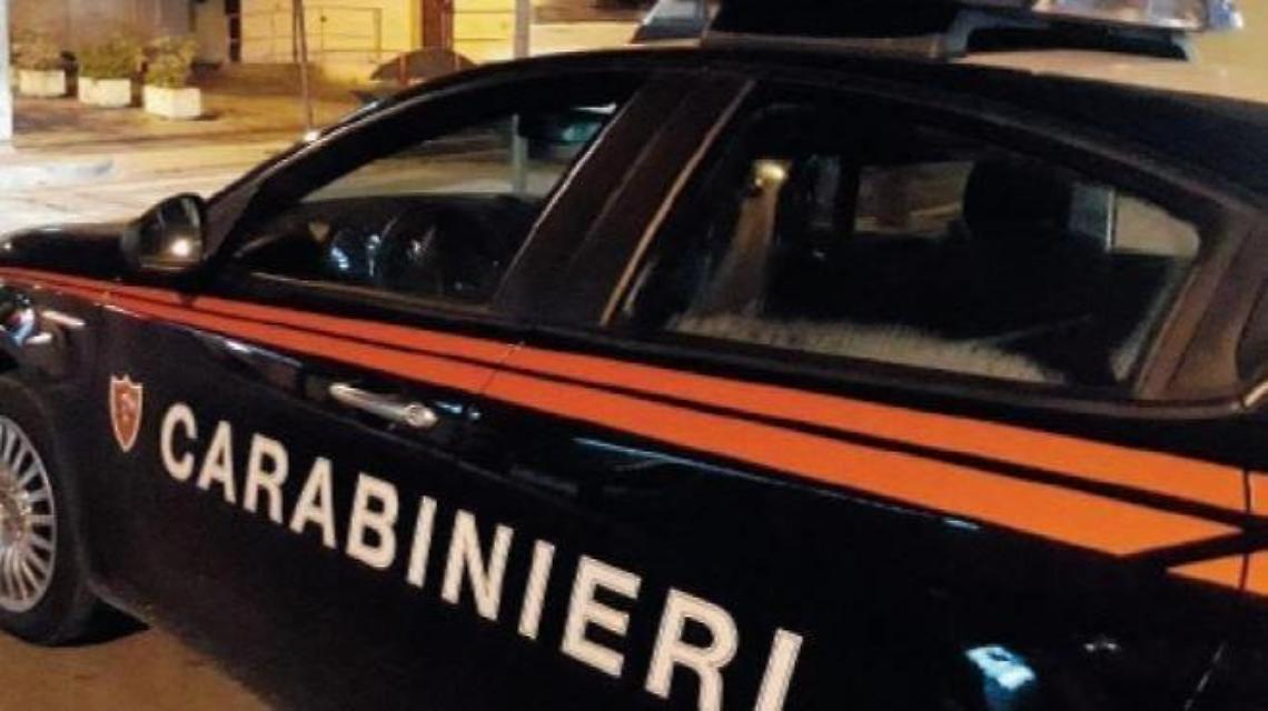 Ladri in trasferta per rubare pezzi di ricambio dalle auto: arrestati due campani