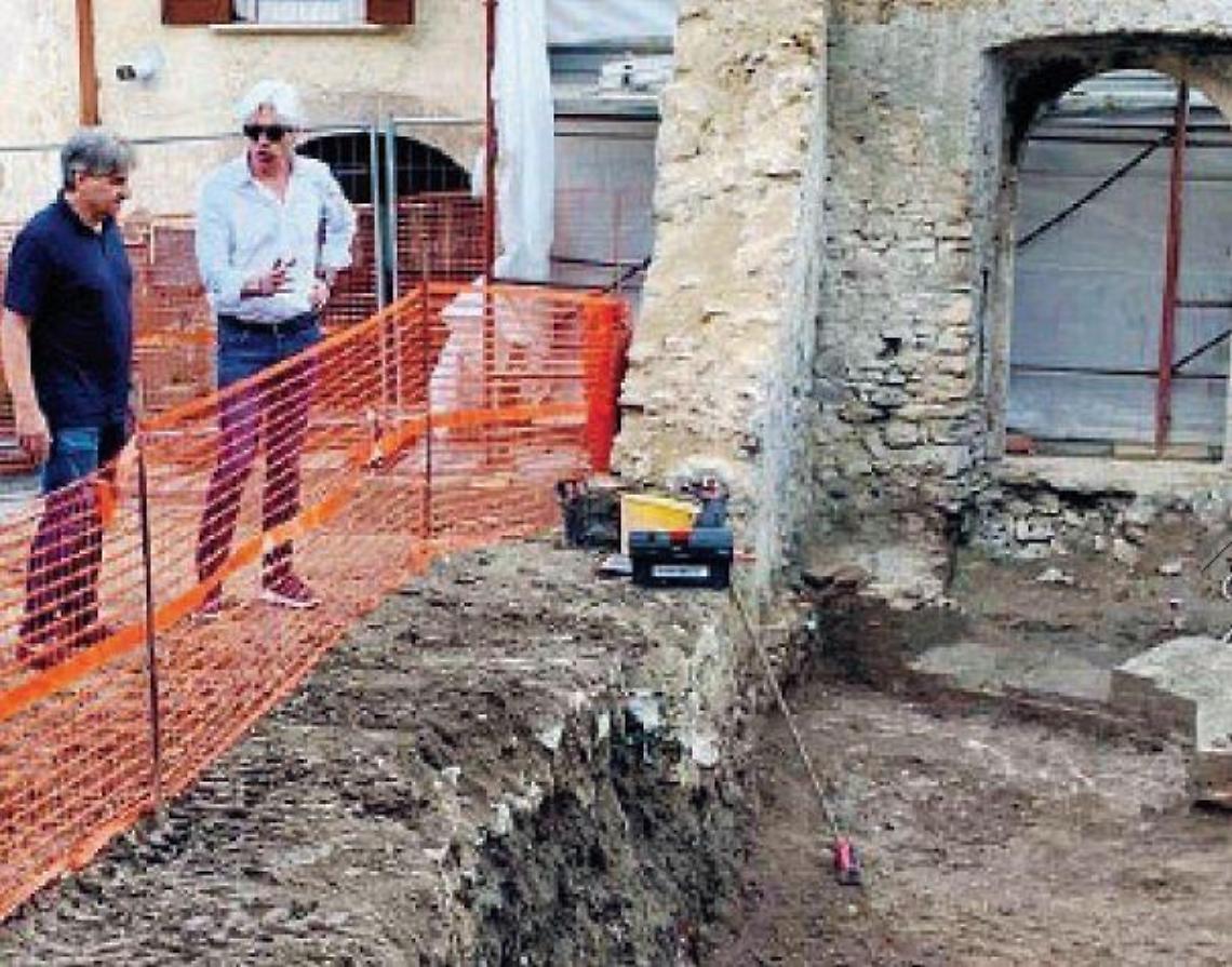 Ferentino, Teatro romano: affiorano i resti della scena dell'arena